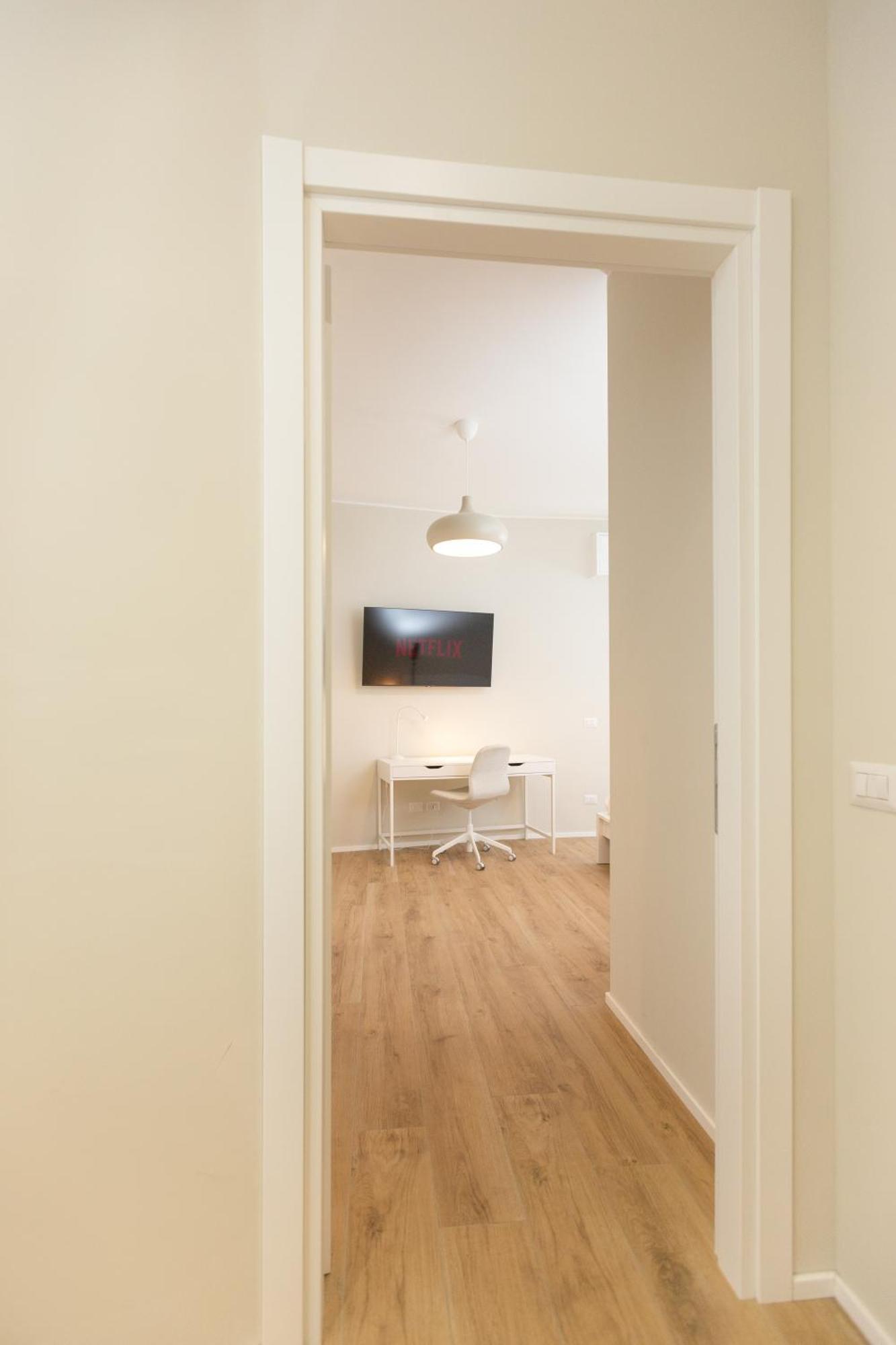 Dreams Exclusive Apartments With Terrace - Free Parking - M1 Station - Near Center Milaan Buitenkant foto