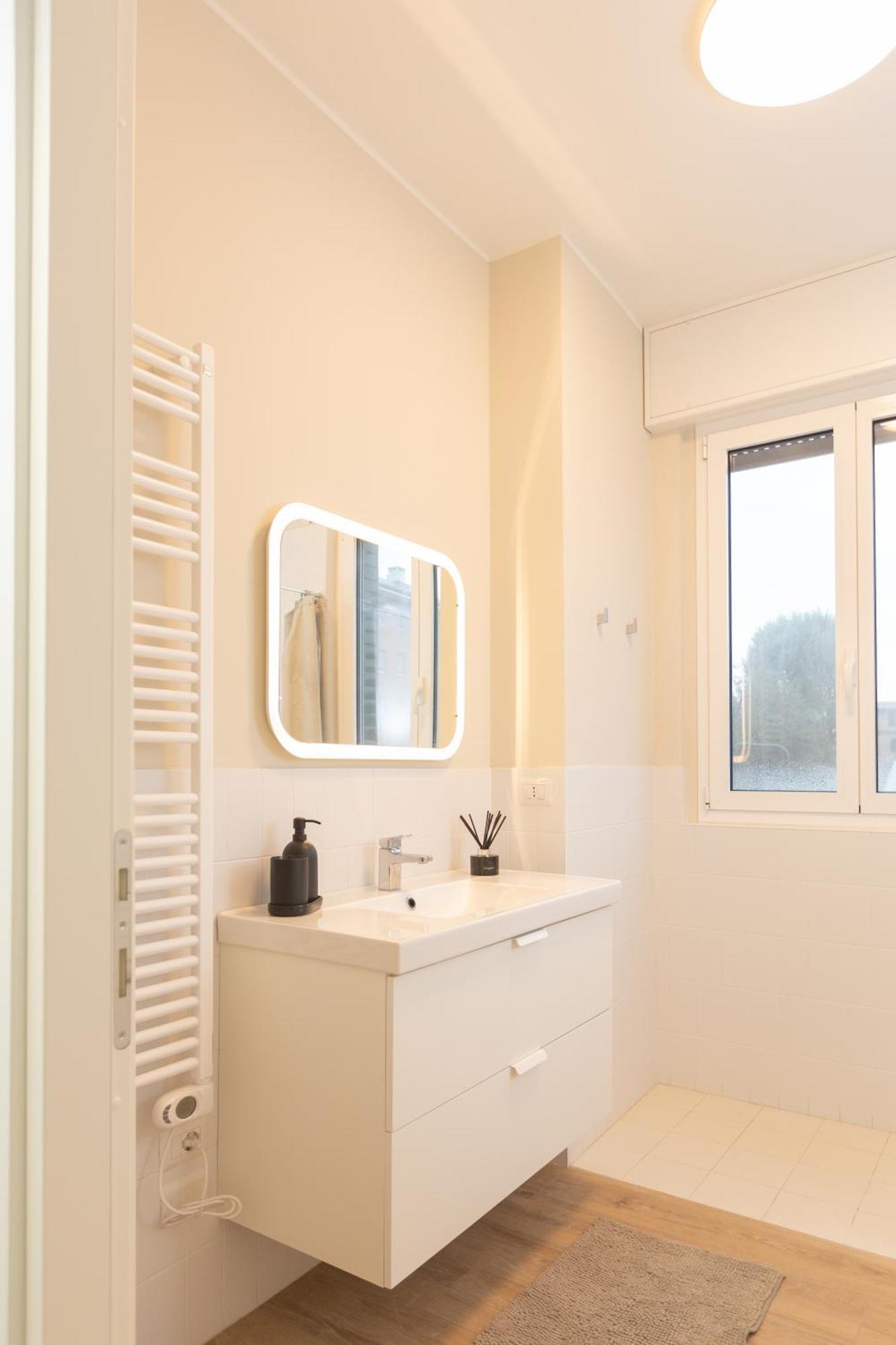 Dreams Exclusive Apartments With Terrace - Free Parking - M1 Station - Near Center Milaan Buitenkant foto