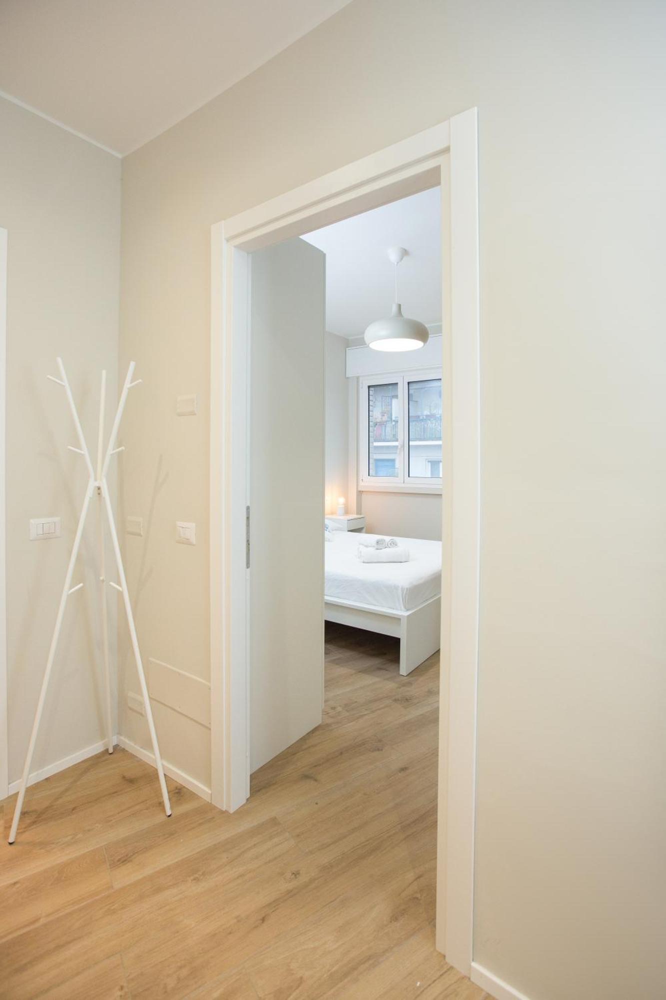 Dreams Exclusive Apartments With Terrace - Free Parking - M1 Station - Near Center Milaan Buitenkant foto
